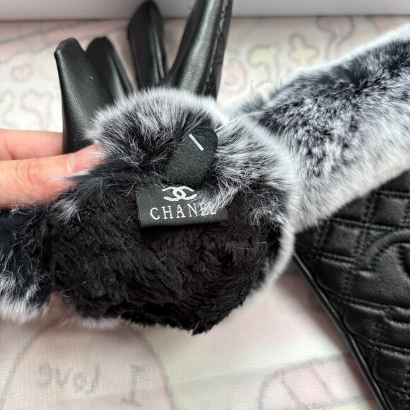 Chanel Lambskin Quilted Rabbit Fur Gloves - Picture 7 of 7